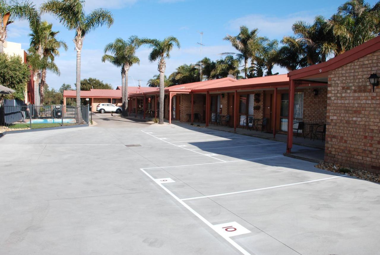 Cunningham Shore Motel 3*